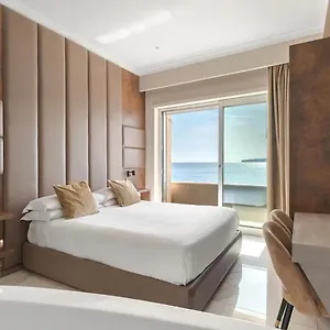 https://dormire-a-napoli-in-suite-spa-3.hotels-amalfi.com